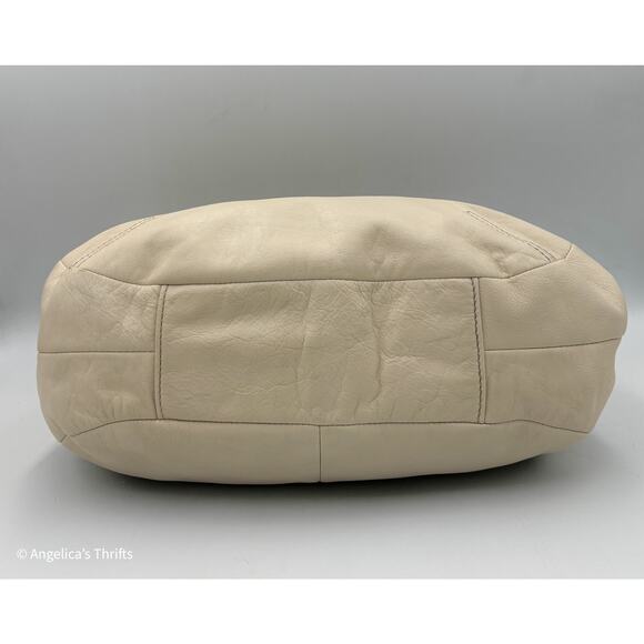 Coach Lynn Soho Cream Leather with Metallic Silver Trimmed Hobo Handbag - Picture 5 of 9